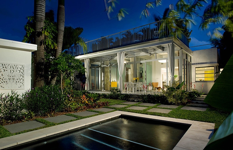 San Marino Island House by Robert Kaner Interior Design 002 san marino island house robert kaner interior design San Marino Island House by Robert Kaner Interior Design