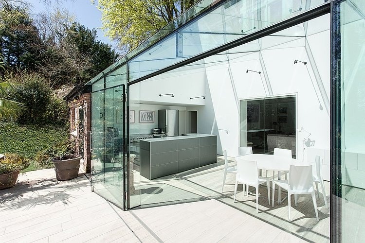 The Glass House by AR Design Studio 003 glass house ar design studio The Glass House by AR Design Studio