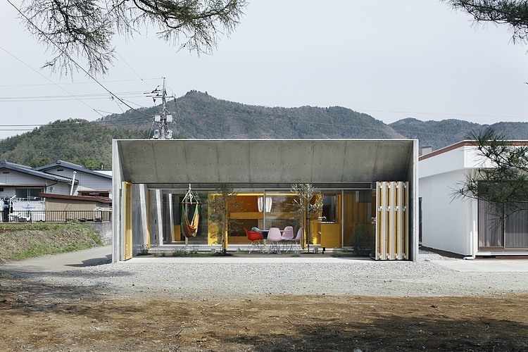 003 takeshi hosaka architects Outside In by Takeshi Hosaka Architects