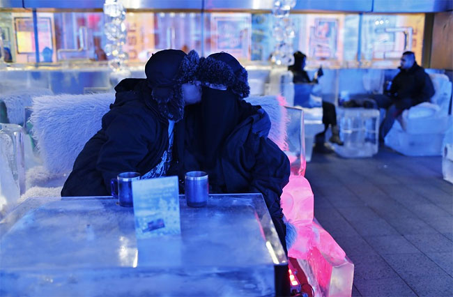 1104 Dubais Ice Cafe