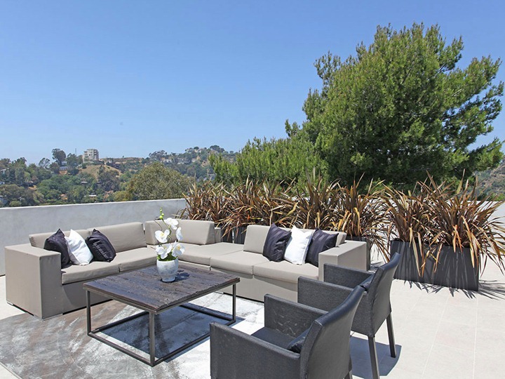 House for $ 3,350,000 in Hollywood 8320 Grand View Drive hqroom ru 1 House for $ 3,350,000 in Hollywood
