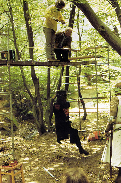 Behind the scenes of Monty Python’s Holy Grail 2 Behind the scenes of Monty Python’s Holy Grail