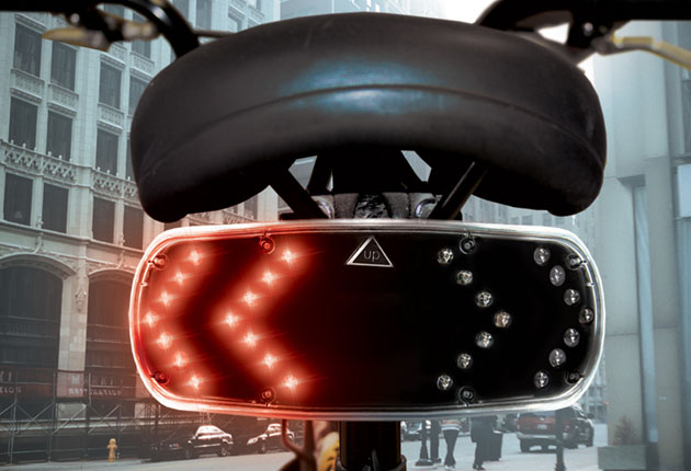 Innovative Wireless Turn Signal for Bikes Bike2 Innovative Wireless Turn Signal for Bikes