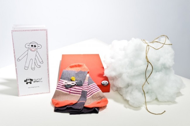 DIY Sock Monkey DIY12 650x433 DIY Sock Monkey