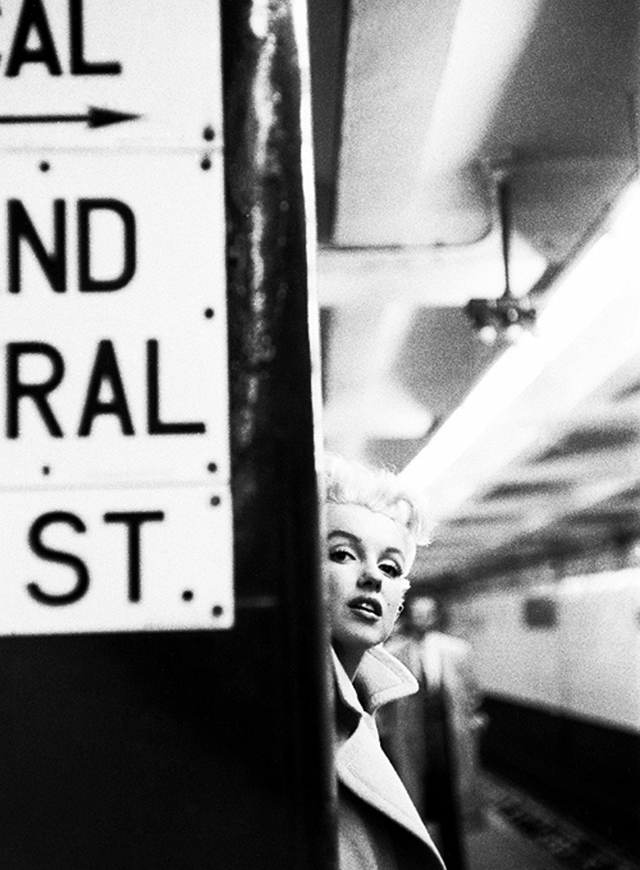 Photos of Marilyn Monroe in Four Days in New York, 1955 by Ed Feingersh Marilyn Monroe by Ed Feingersh 2 Photos of Marilyn Monroe in Four Days in New York, 1955 by Ed Feingersh