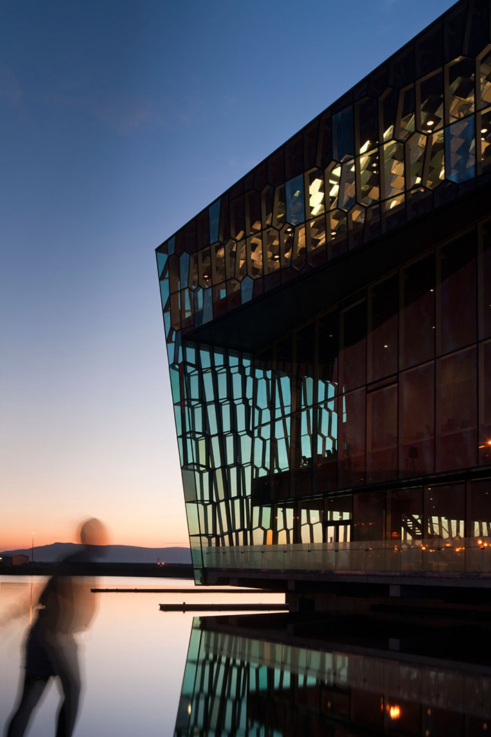 Architecture – Harpa wins Mies van der Rohe Award 2013 Mies van der Rohe Award 2013 8 Architecture – Harpa wins Mies van der Rohe Award 2013
