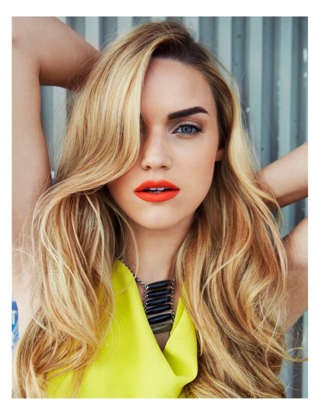 Nika Lauraitis by Zoltan Tombor Nika Lauraitis by Zoltan Tombor3 650x841 Nika Lauraitis by Zoltan Tombor