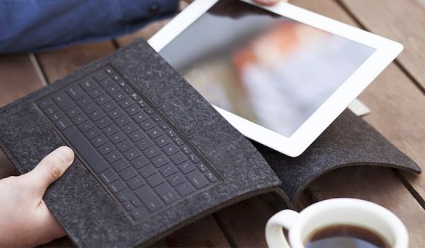 Rollback iPad keyboard sleeve doubles as a stand Rollback iPad keyboard sleeve 1 Rollback iPad keyboard sleeve doubles as a stand