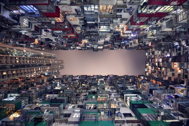 RomainJacquet Lagreze00 650x432 Vertical Horizon of Hong Kong by Romain Jacquet Lagreze