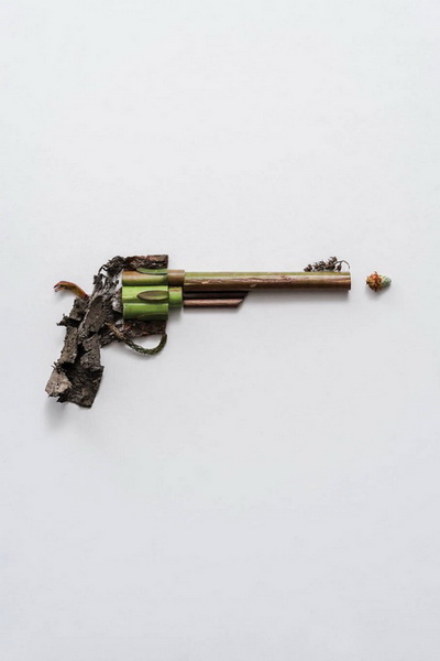 Weapons made of Plants3 640x963 Harmless Weapons Made of Plants by Sonia Rentsch