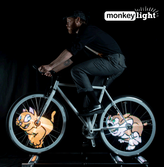 d7a0288b8cc4f676991c13e895d09a4f large Monkey Light Pro: led light on your bike