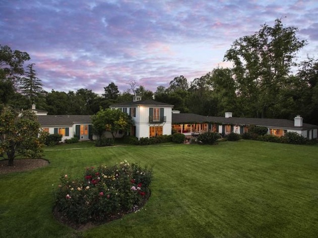 Actress Drew Barrymore Puts Montecito Home Up For Sale drew1 Actress Drew Barrymore Puts Montecito Home Up For Sale