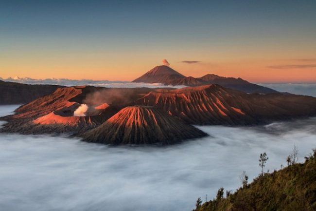 Mount Bromo in Indonesia helminadiajaburmountbromo1 640x4311 650x433 Mount Bromo in Indonesia