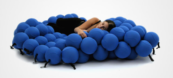 molecular bed 600x271 Top 10 Unusual But Cool Bed Designs