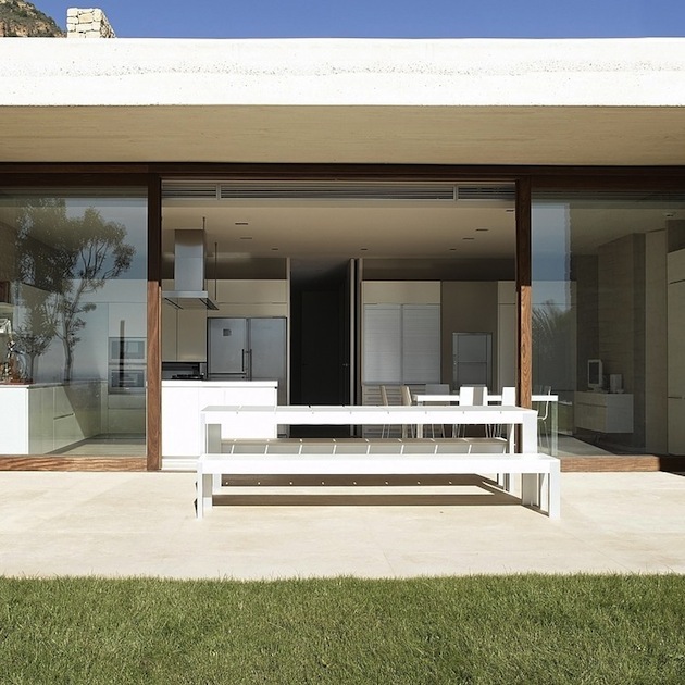 Linear Home Above The Sea in Spain sea 1 Linear Home Above The Sea in Spain