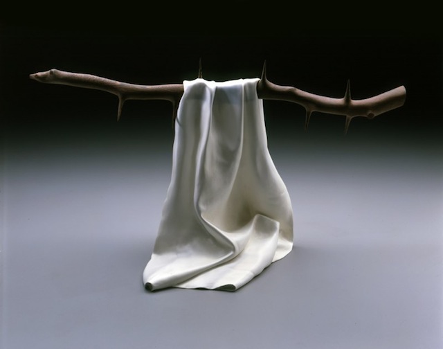 Wooden Illusions – Sculptures entirely made of Wood tom eckert wood cloth sculptures 05 Wooden Illusions – Sculptures entirely made of Wood
