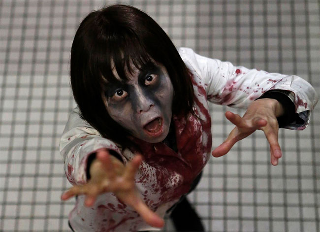 1010 Zombie Walk Across the Streets of Tokyo and Prague
