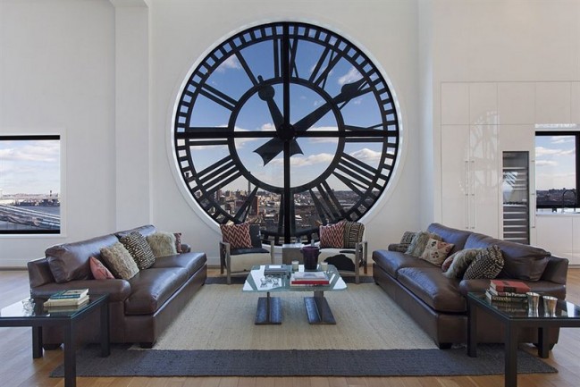217 A Clock Tower transformed into a luxury penthouse
