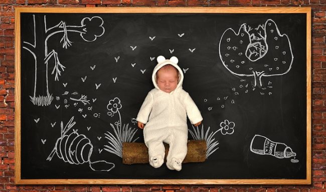3 Breakfast 650x384 Mother Creates Babys Adorable Blackboard Adventures