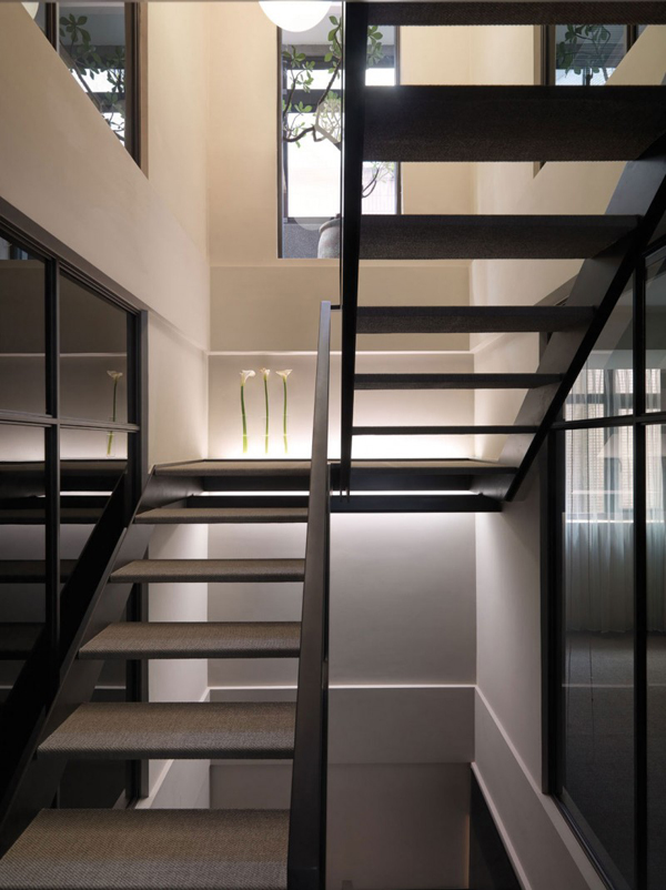 A Multilevel Contemporary Apartment 7 Elegant Interior Design of A Multilevel Apartment