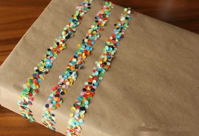 confetti 650x443 Examples Of Creative Gift Wrapping   Vital For Success Of Online Gift Stores