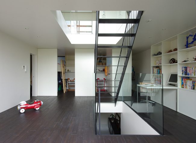 House in Tamagawa by Case Design Studio leibal tamagawa casedesign 5 650x474 House in Tamagawa by Case Design Studio