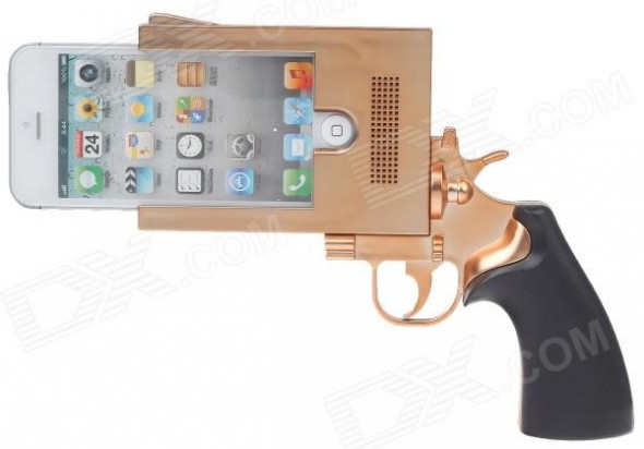 pistol case 1 590x412 Pistol Case for iPhone 5