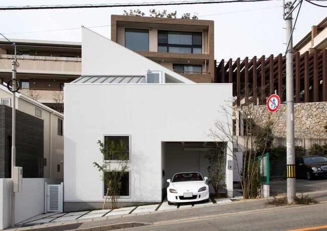 Skip Floor House by Kenji Yanagawa skip02 650x459 Skip Floor House by Kenji Yanagawa