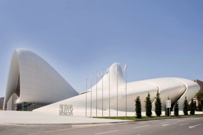 HeydarAliyevCentreZahaHadid3 650x432 Zaha Hadid’s Fluid New Cultural Center For Azerbaijan