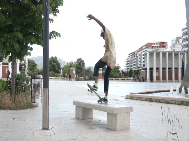 test timeline.Image fixe0061 650x487 Skateboarding in the south of France: Marseille Zoo Episode 2 Video.
