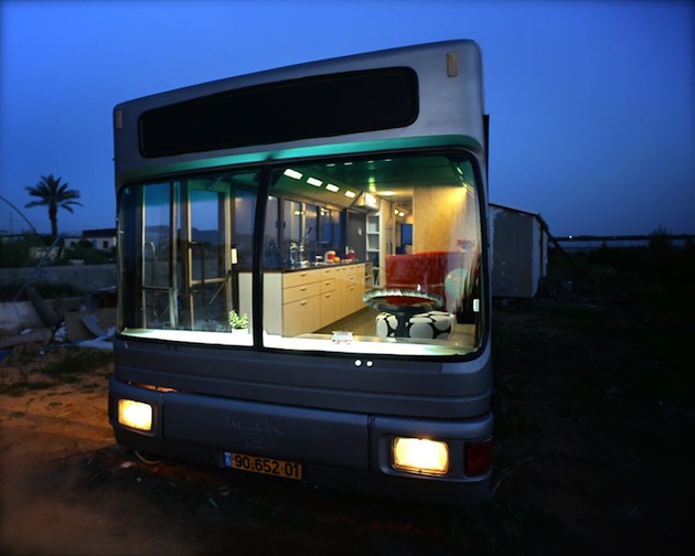 bus1 Narrow Bus Turned into A Roaming Residence