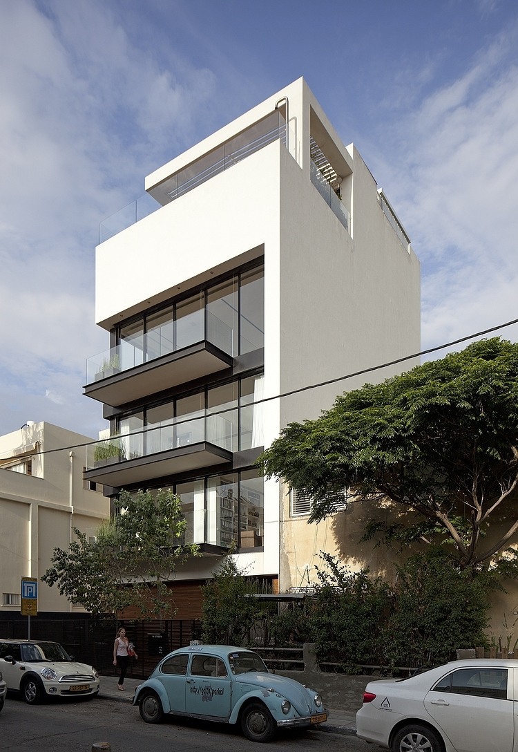 Tel Aviv Townhouse by Pitsou Kedem Architect » Design You Trust