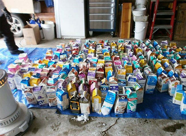 733 Man Builds Amazing Igloo Using Frozen Milk Cartons