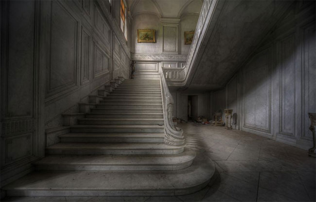 970 Inside the Abandoned Belgium Mansion with the Urban Explorer Andre Govia