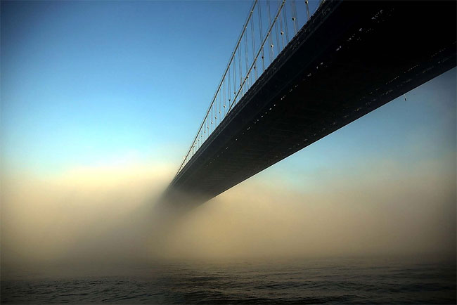 1042 Breath of the Apocalypse: Heavy Fog Covers NYC Skyline