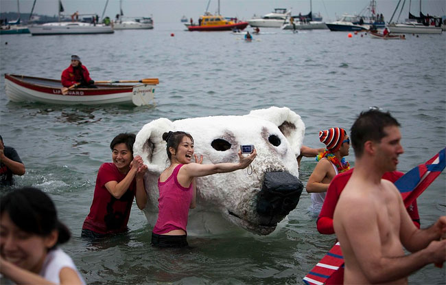 64 Polar Bear Dips