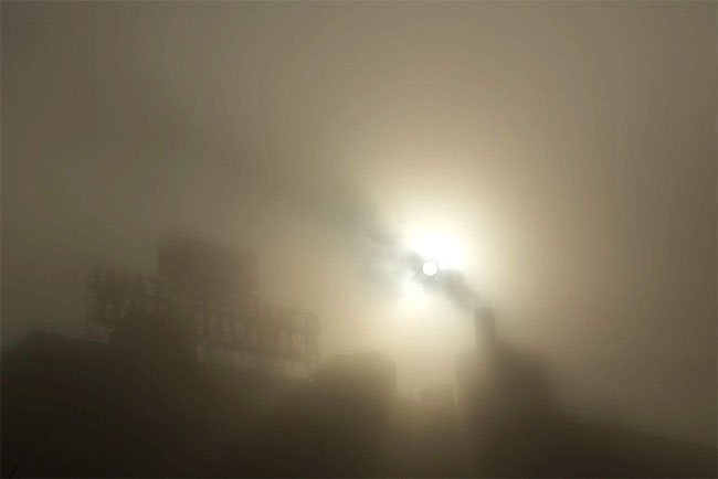 950 Breath of the Apocalypse: Heavy Fog Covers NYC Skyline