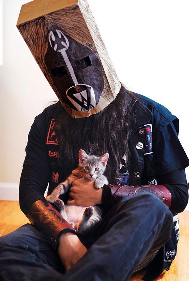 210 Metal Cats: Hardcore Metal Musicians Pose With Their Cats