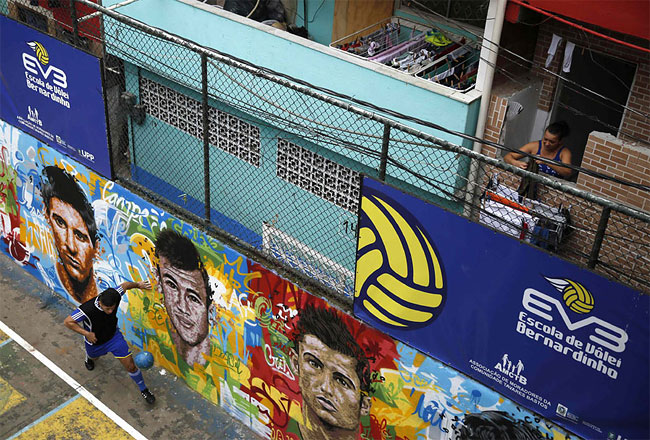 360 Soccer Match in Rio de Janeiros Slum