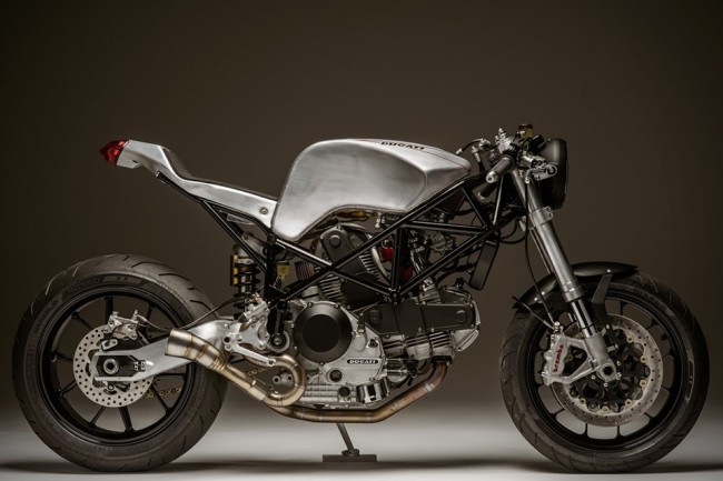 cati 1 650x433 Custom Ducati 900SS Motorcycle