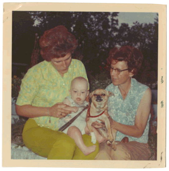 family snapshot gifs 05 Vintage Family Polaroids converted into amusing GIFs