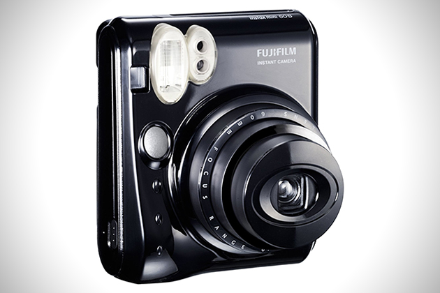 insta 4 The Best Instant Film Cameras on the Market