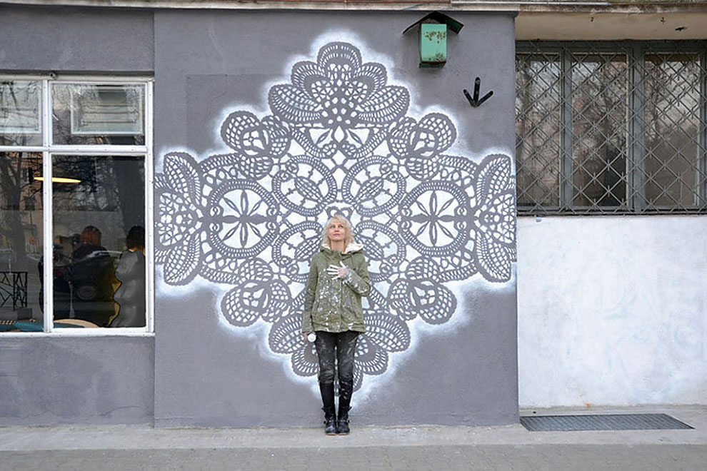 1629 Polish Artist Covers City Streets In Intricate Lace Patterns