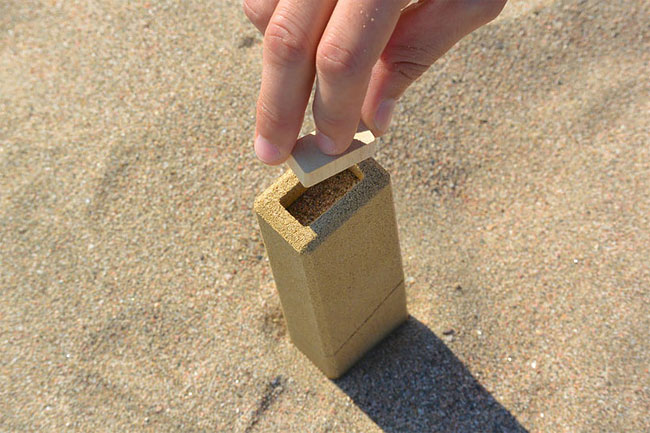 634 Innovative Sand Packaging by Alien & Monkey