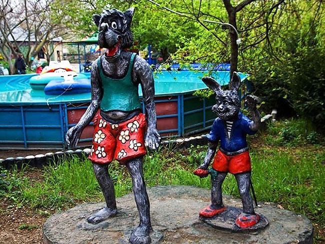 2610 Nightmare Playgrounds: The Worst and Scariest Playgrounds of All Time, Part 1