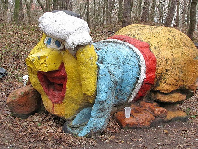 3310 Nightmare Playgrounds: The Worst and Scariest Playgrounds of All Time, Part 1