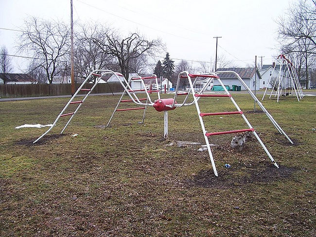 557 Nightmare Playgrounds: The Worst and Scariest Playgrounds of All Time, Part 1