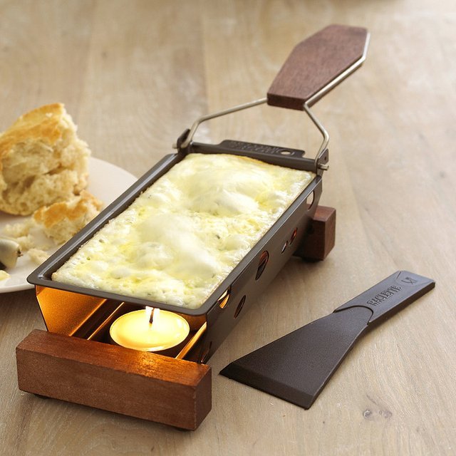 Partyclette Cheese Melter by Boska 01 Daily Gadget Inspiration #176