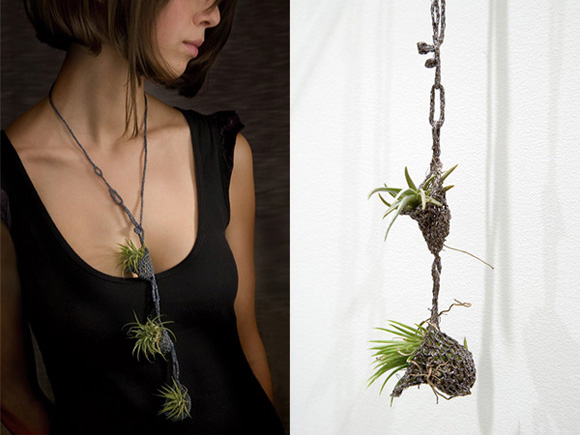 livingnecklace a1 DYT S pic on Design You Trust livingnecklace a1 DYT S Living Necklaces