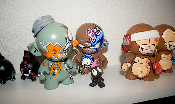01Munny 01 pic on Design You Trust 01Munny 01 2much